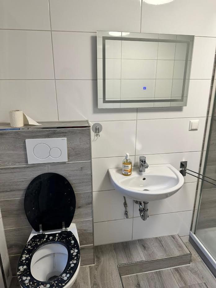 M&L Wohnen 3 Apartment Essen Bagian luar foto
